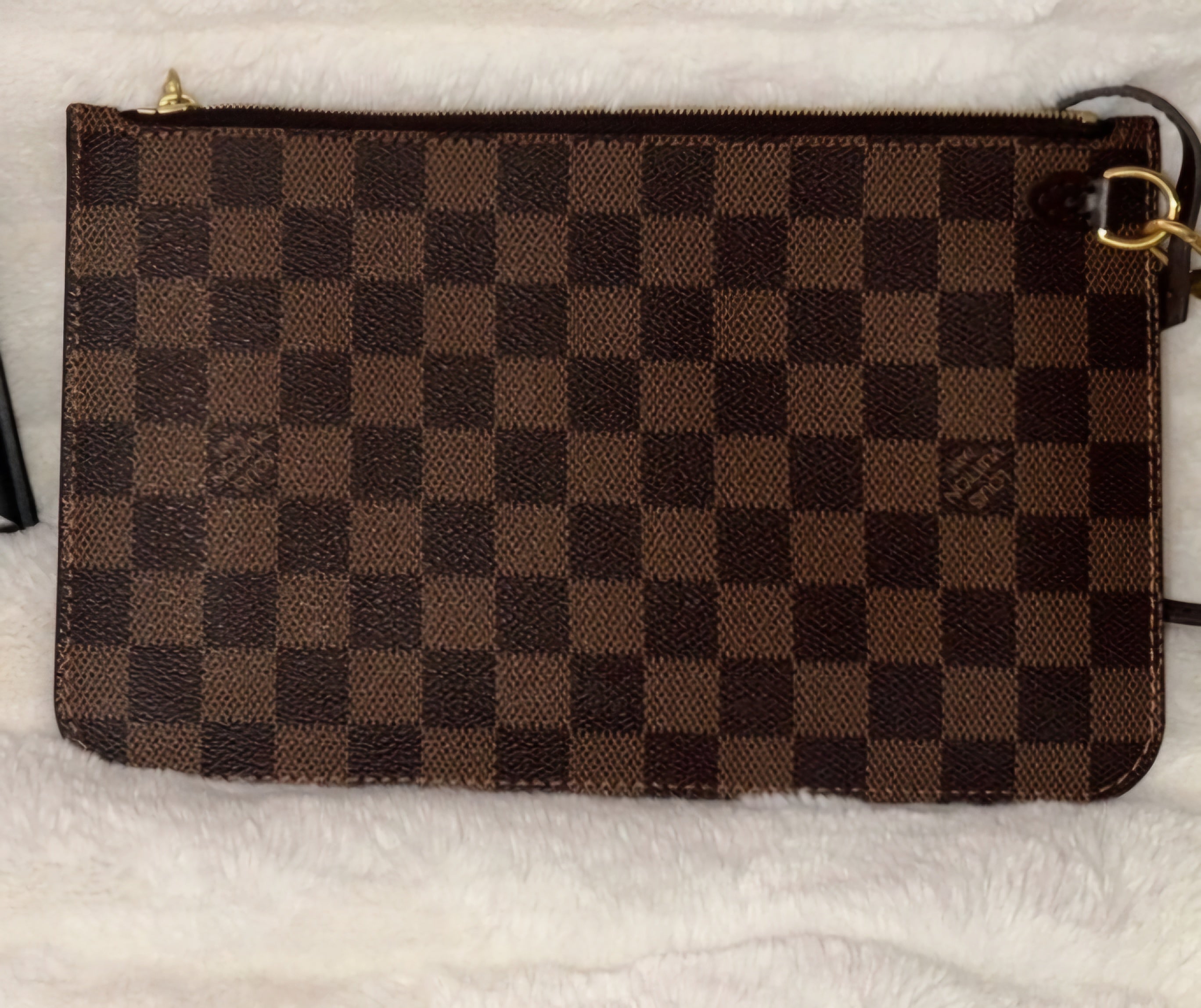 Louis Vuitton Damier Ebene Pouchette comes with Dust bag
