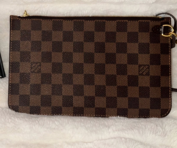 Louis Vuitton Damier Ebene Pouchette comes with Dust bag