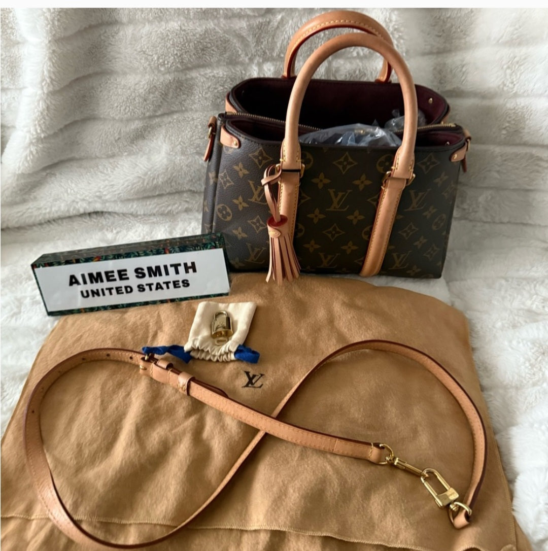 Louis Vuitton Sofflot Handbags/Satchel