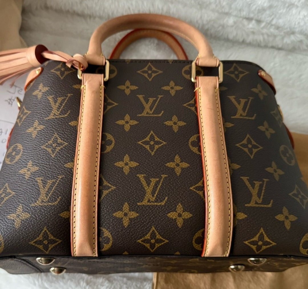 Louis Vuitton Sofflot Handbags/Satchel