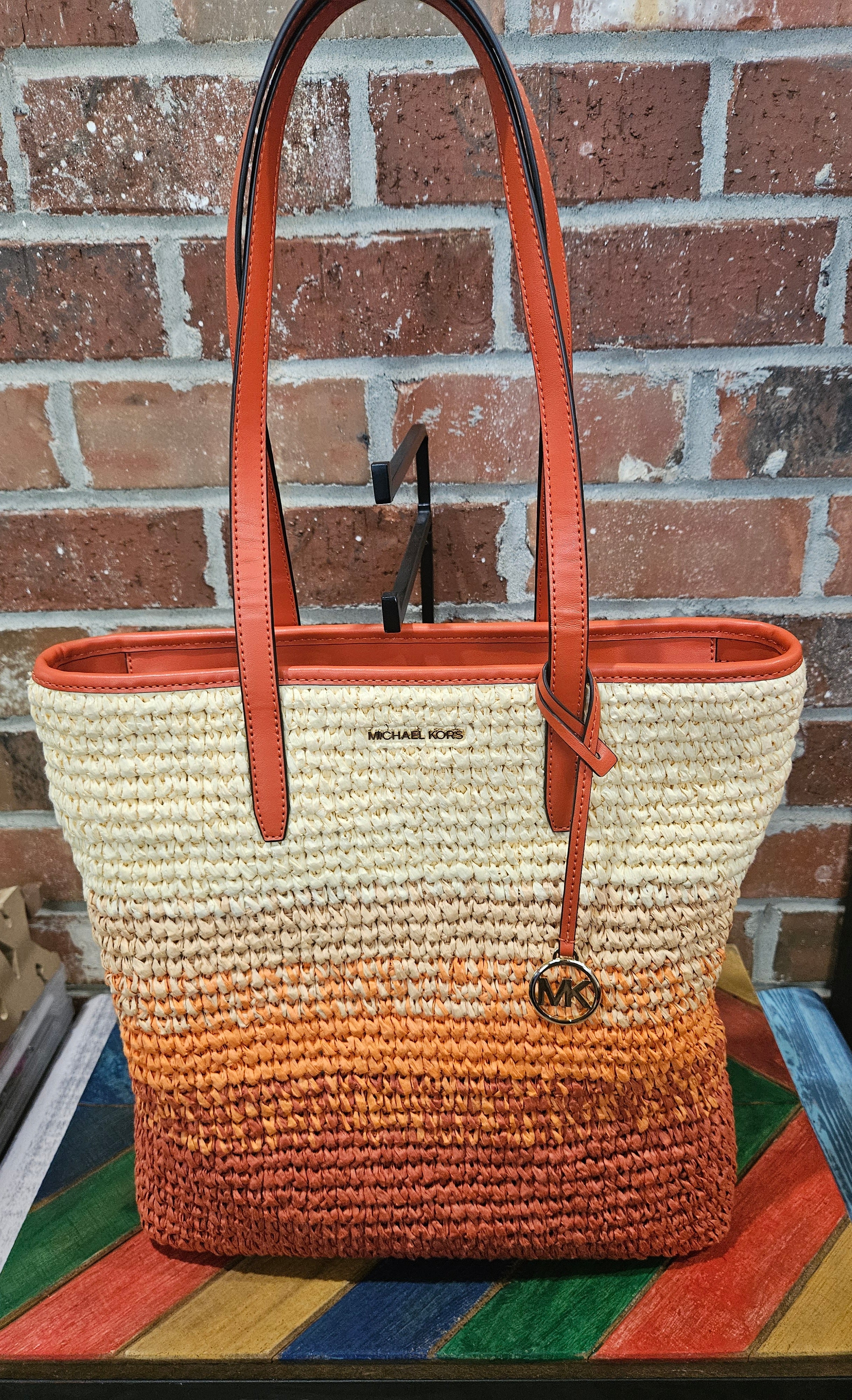 Michael Kors Ombre in Orange and woven straw