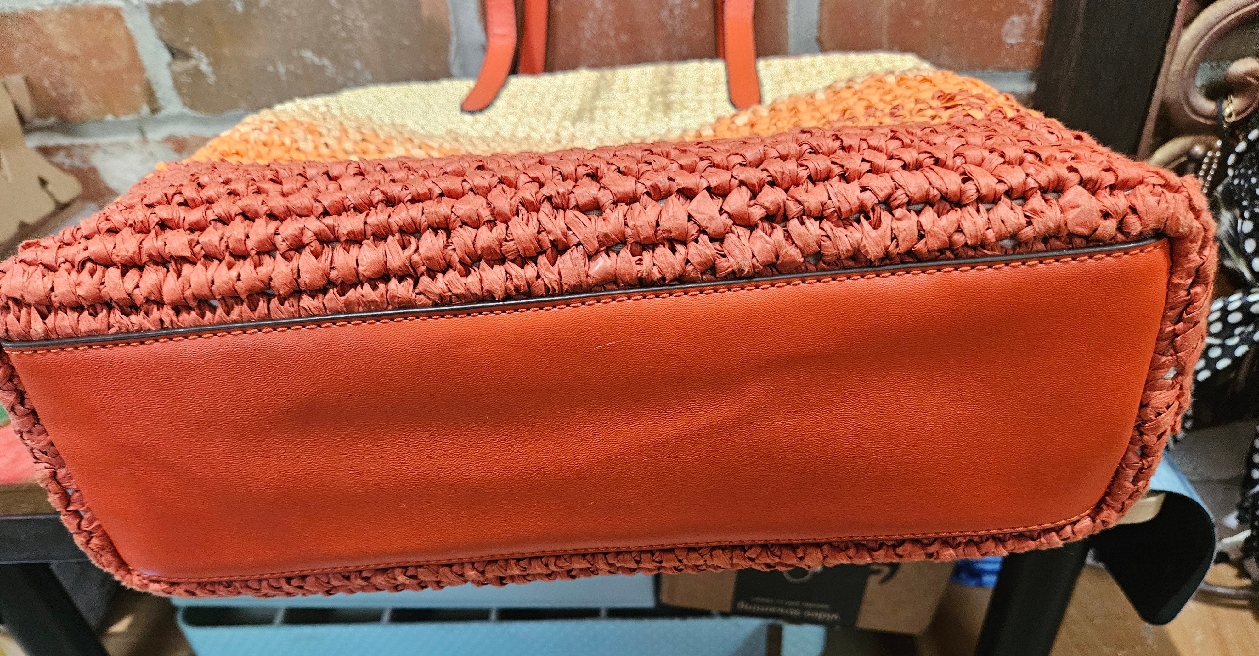 Michael Kors Ombre in Orange and woven straw