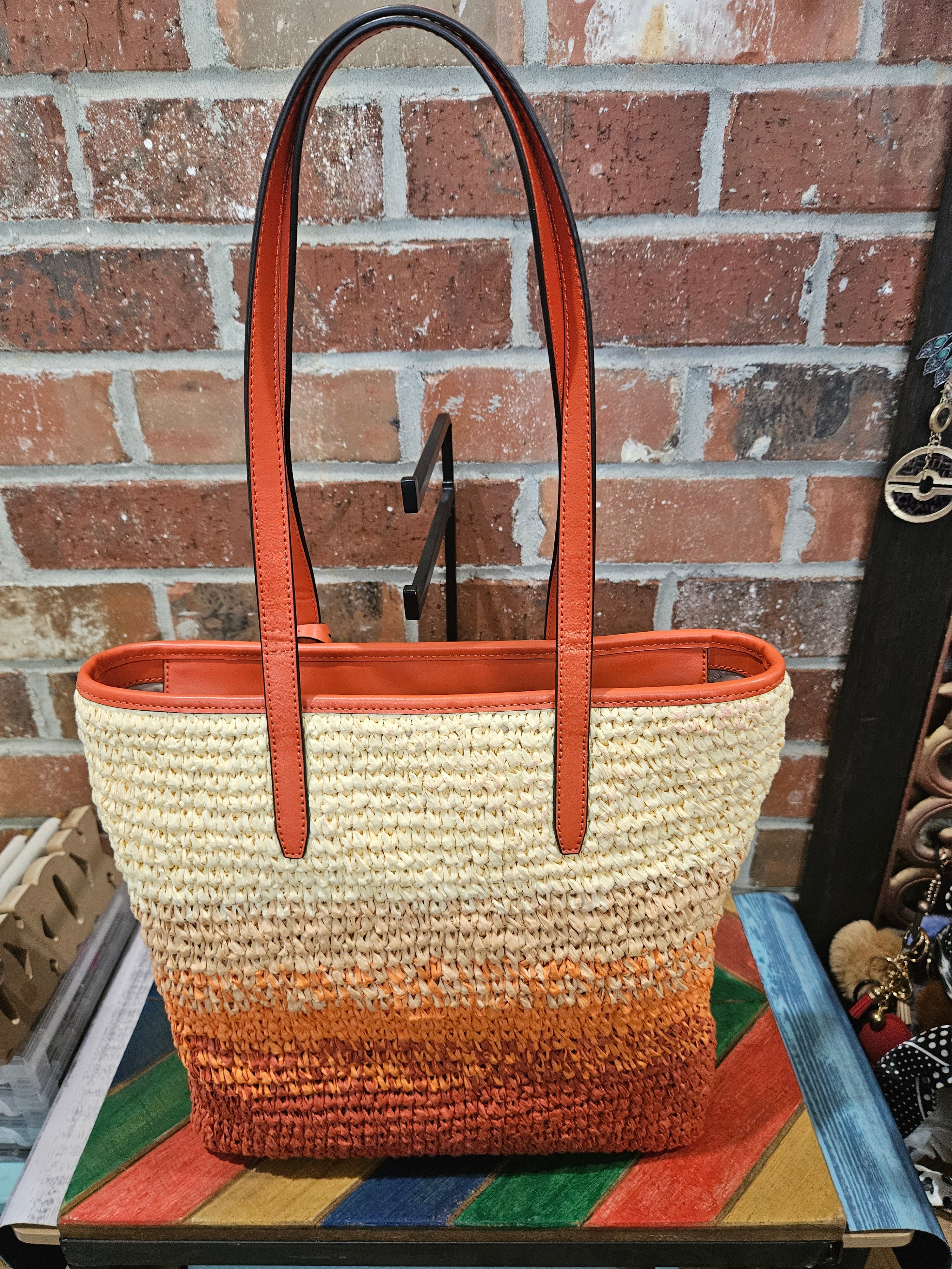 Michael Kors Ombre in Orange and woven straw
