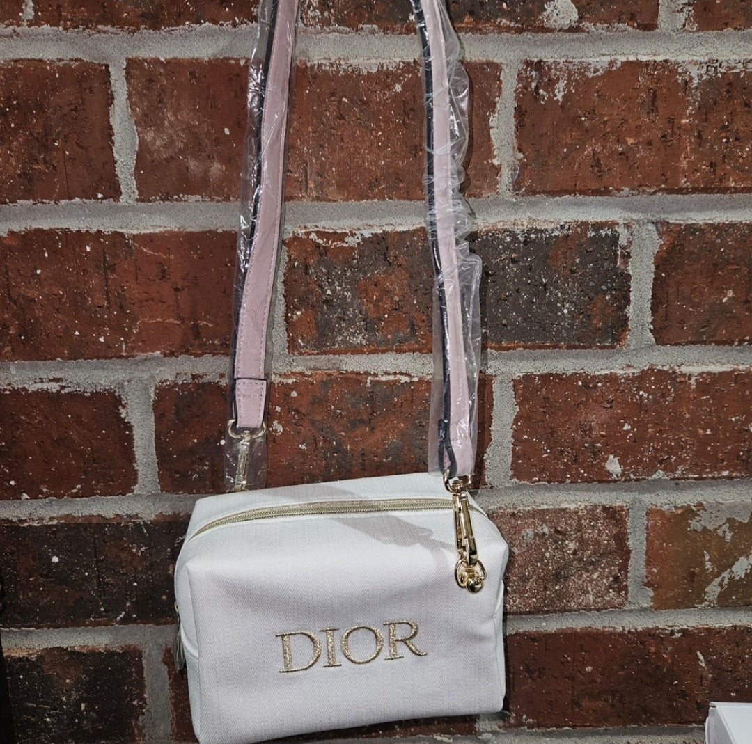White/Gold Dior Bag with light pink strap