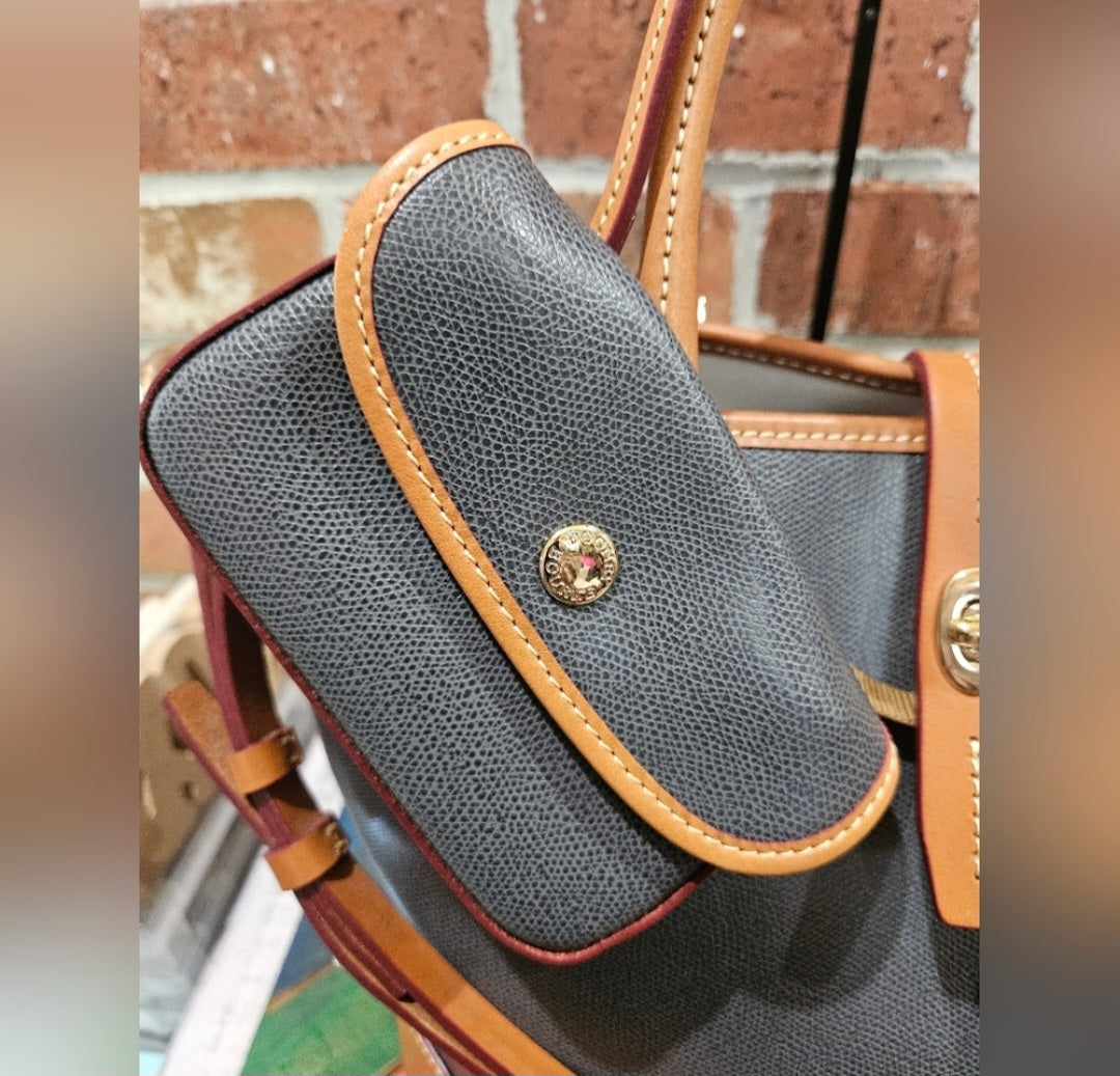 Dooney & Bourke Shopper Bag