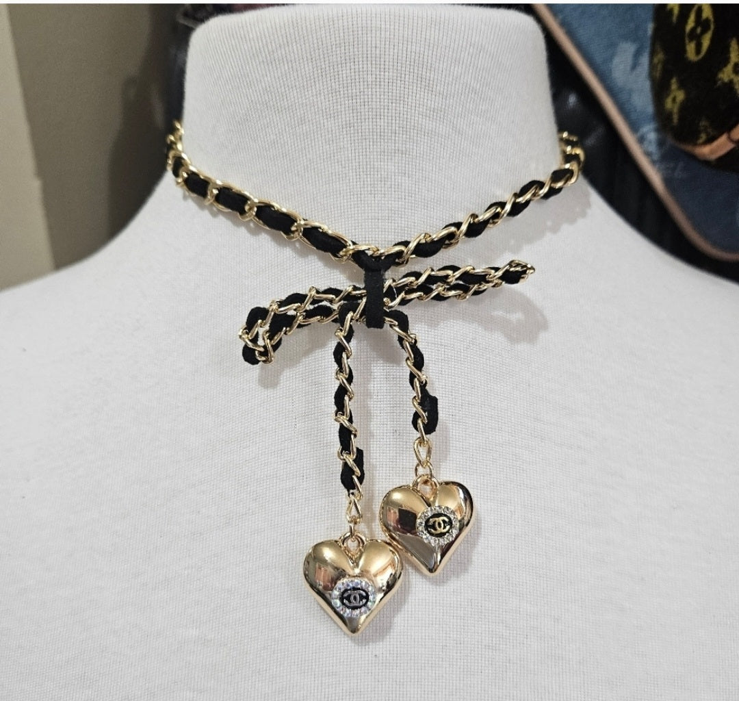 Choker necklace with bowtie chanel charms