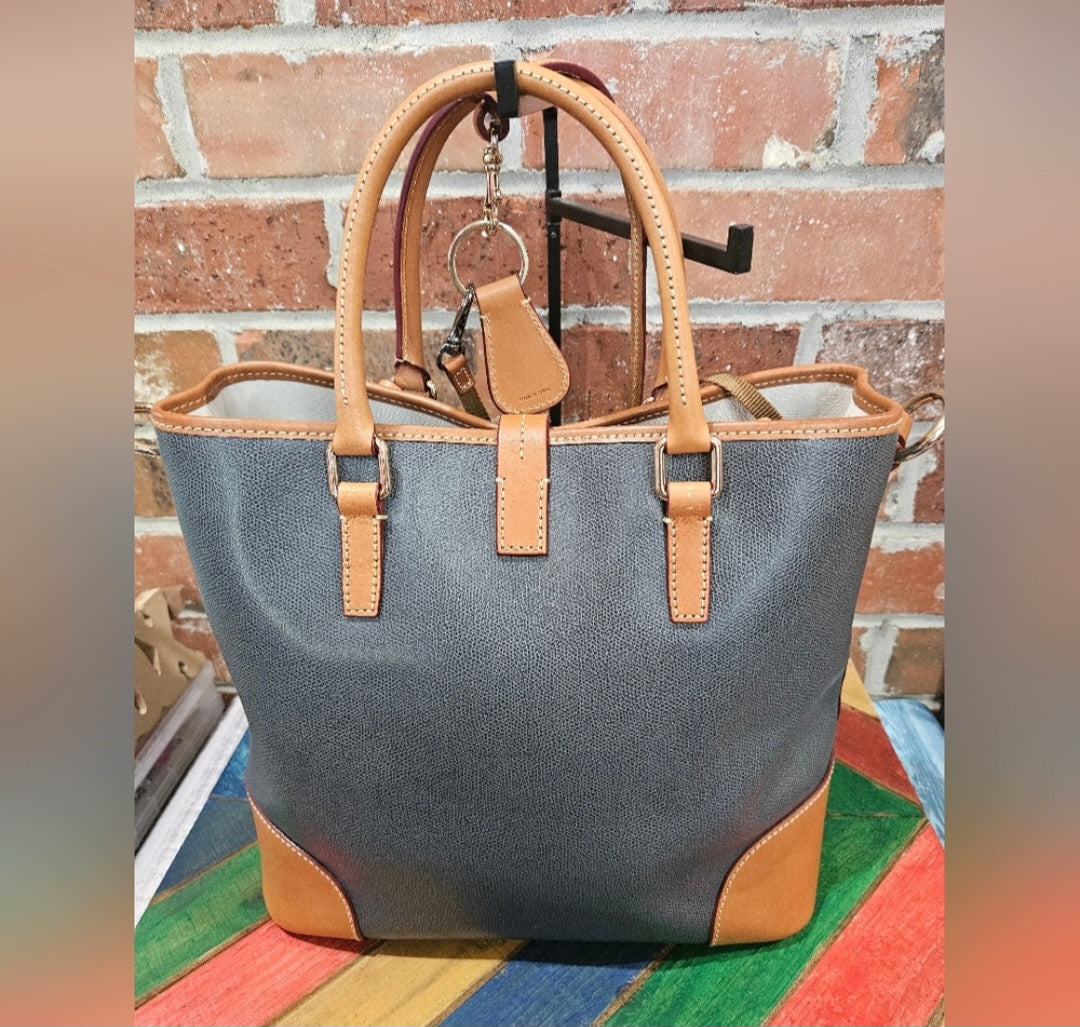 Dooney & Bourke Shopper Bag