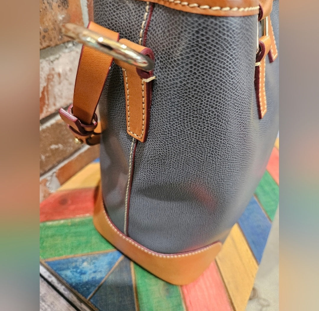 Dooney & Bourke Shopper Bag