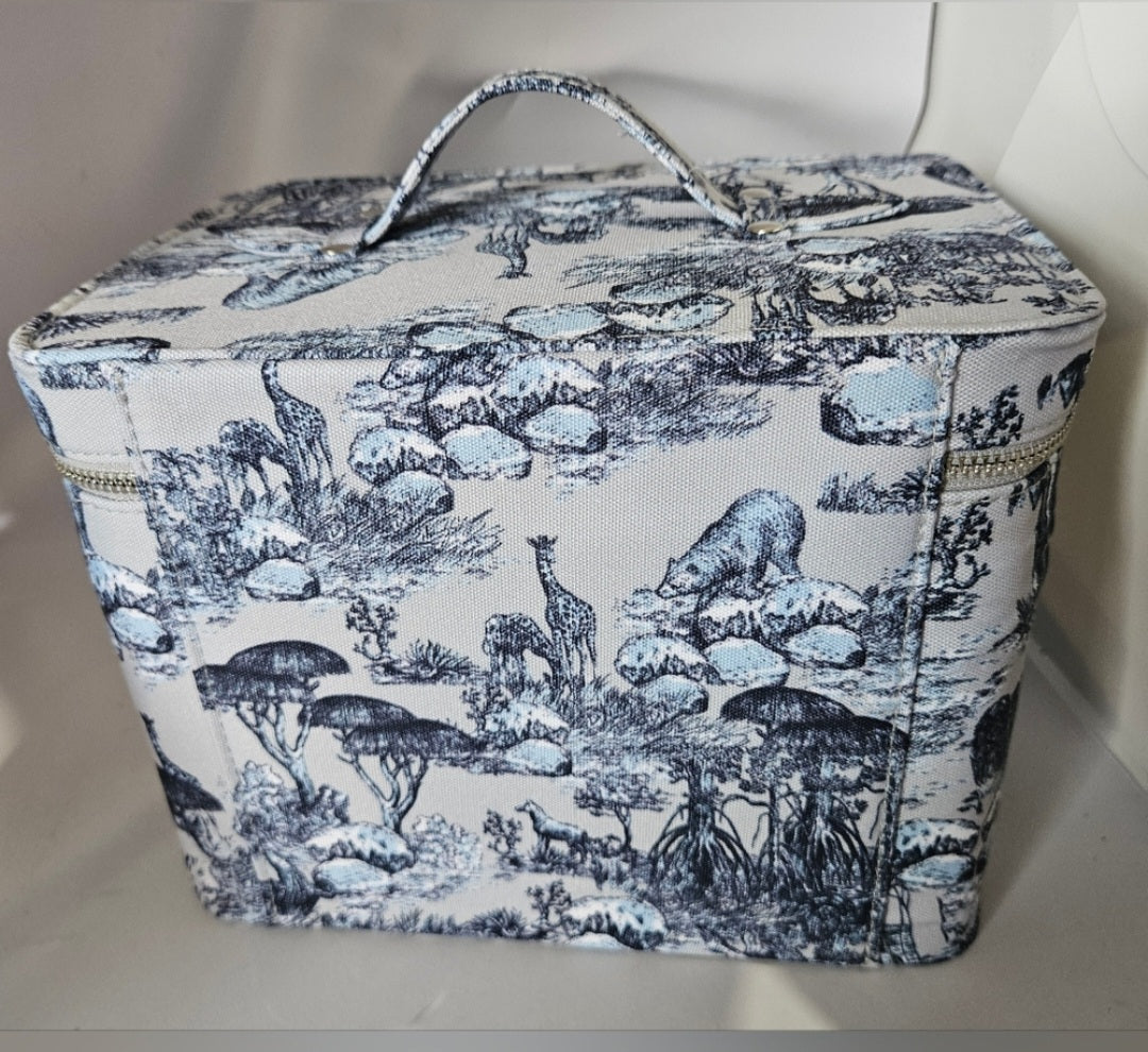 Dior Around the World Train case Large