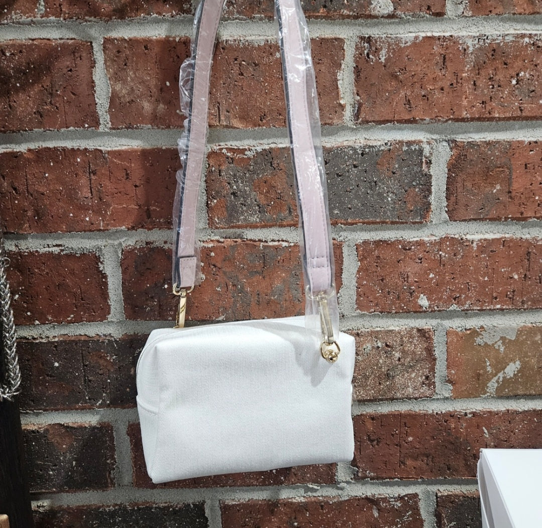 White/Gold Dior Bag with light pink strap
